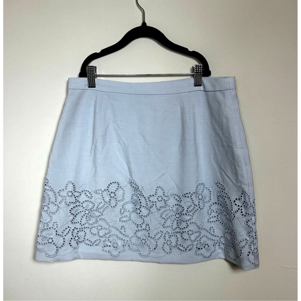 Club Monaco Sz 8 Sky Blue Embroidered Floral Mini Skirt Romantic Quiet Luxury